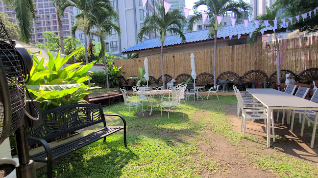 Opinii despre NINICHA (café and restaurant) *ณิณิชา (คาเฟ่ แอนด์ เรสเตอร์รอง) în อำเภอบางละมุง - การบริการอาหารและที่พัก