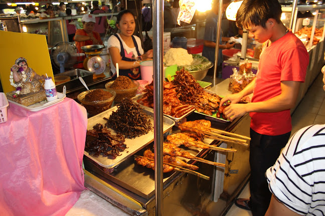 Opinii despre ตลาดหนองไผ่ล้อม în อำเภอเมืองนครราชสีมา - การบริการอาหารและที่พัก