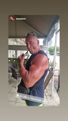 Cafe Lavazza Lukkan Mansion