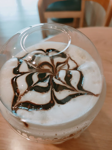 Opinii despre กาแฟพันธุ์ไทย สาขาตลาดหนองบัว în อำเภอเมืองอุบลราชธานี - การบริการอาหารและที่พัก