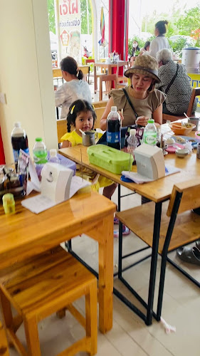 เจ้ไฝก๋วยเตี๋ยวเข่ง ก๋วยเตี๋ยวต้มยำนายไก่ โคราช - หัวทะเล - การบริการอาหารและที่พัก