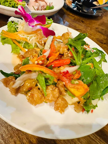 17 2 ซอย ธรรมโชติอุทิศ 2 ตำบล หาดใหญ่ อำเภอหาดใหญ่ สงขลา 90110