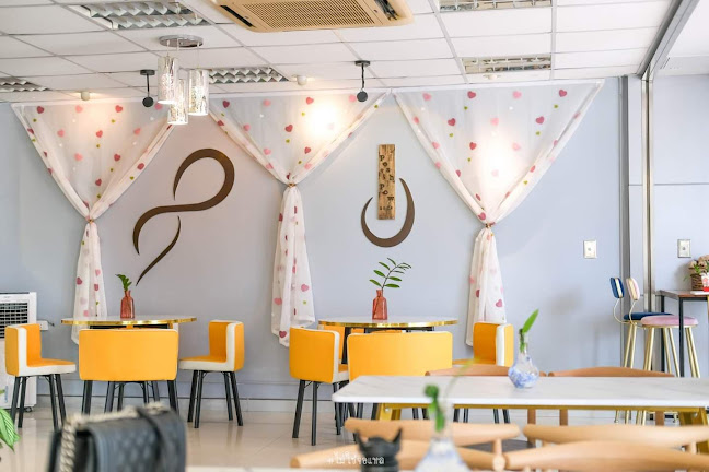 Opinii despre Posh and Pow Club Café în อำเภอเมืองภูเก็ต - การบริการอาหารและที่พัก