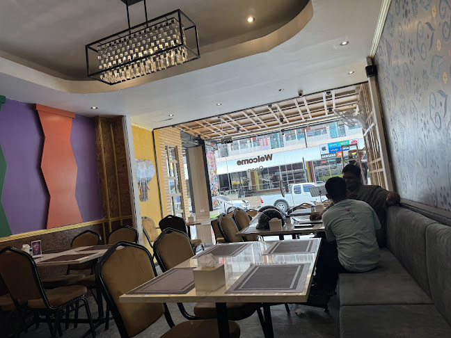 100 63 ถนน กะตะ ตำบล กะรน อำเภอเมืองภูเก็ต ภูเก็ต 83100