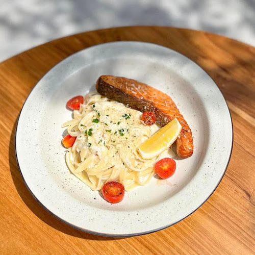 Comentarii opinii despre ซันเทอเดย์