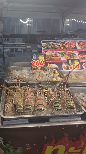 Pattaya Beach Market พัทยา บีช มาร์เก็ท - การบริการอาหารและที่พัก