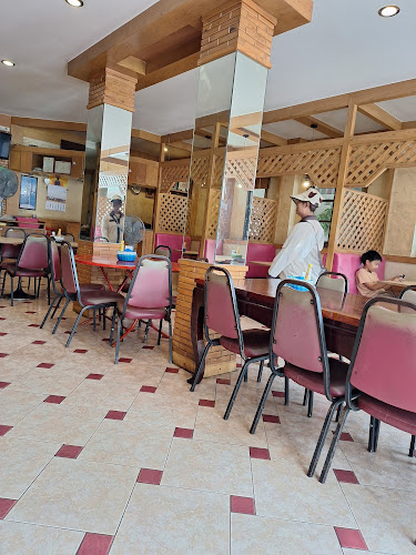 Comentarii opinii despre VFW สเต็กเฮ้าส์