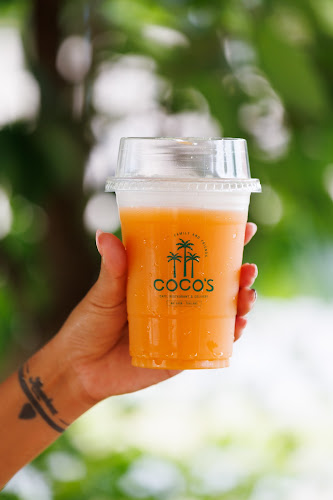 Comentarii opinii despre Coco's Nai Harn Cafe