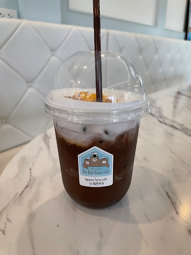 Comentarii opinii despre Botanic bakery and cafe สาขาแสงทอง