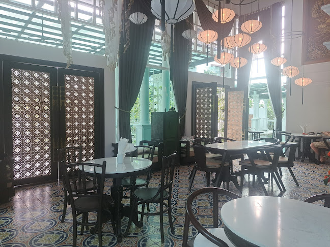 The moon cafe’ - อำเภอเมืองภูเก็ต