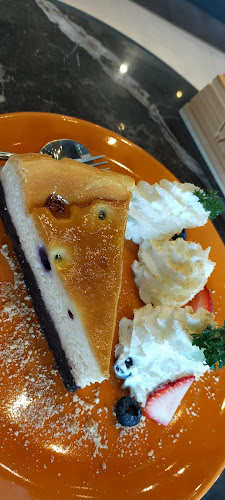 Zurich Bread Cafe - การบริการอาหารและที่พัก