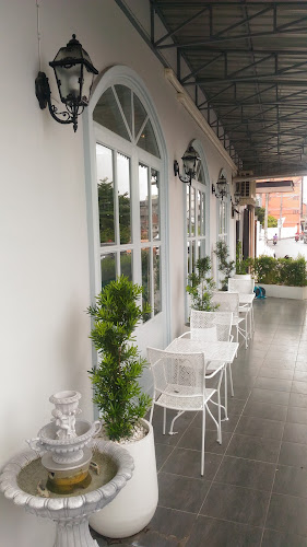 Opinii despre Botanic bakery and cafe สาขาแสงทอง în อำเภอหาดใหญ่ - การบริการอาหารและที่พัก