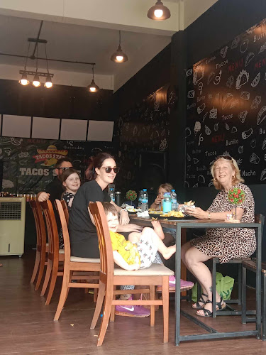 Opinii despre Tacos ​State​ Pattaya​ ทาโก้สเตจ în อำเภอบางละมุง - การบริการอาหารและที่พัก