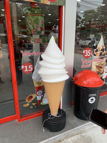 Opinii despre MIXUE - ม.เกษตร ศรีราชา în อำเภอศรีราชา - การบริการอาหารและที่พัก