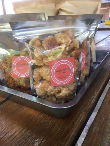 ครัวผาละกา - การบริการอาหารและที่พัก