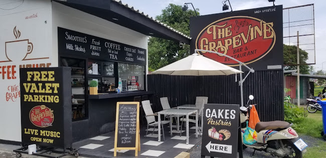 Opinii despre Kindee Pizzeria & Steak House în อำเภอถลาง - การบริการอาหารและที่พัก