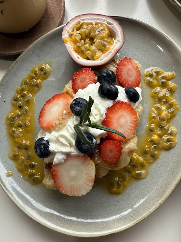 Crème Café Phuket - อำเภอเมืองภูเก็ต