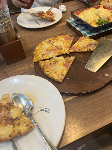 พิซซ่า คอม เซ็นทรัล นครราชสีมา - อำเภอเมืองนครราชสีมา