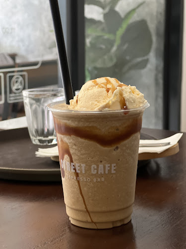 Opinii despre Street Cafe : Espresso bar în Mueang - การบริการอาหารและที่พัก