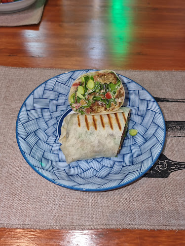 Easy Health - การบริการอาหารและที่พัก