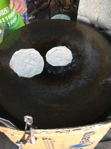 โรตีพรนานิช - การบริการอาหารและที่พัก