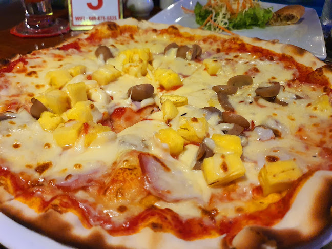 เลขที่ 21 หมู่ 2 ซอย แหลมมุม ใน กะรน อำเภอเมืองภูเก็ต ภูเก็ต 83100