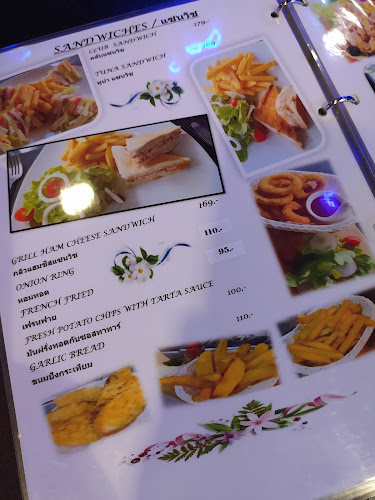 Opinii despre Bistro Wine Cafe în อำเภอบางละมุง - การบริการอาหารและที่พัก