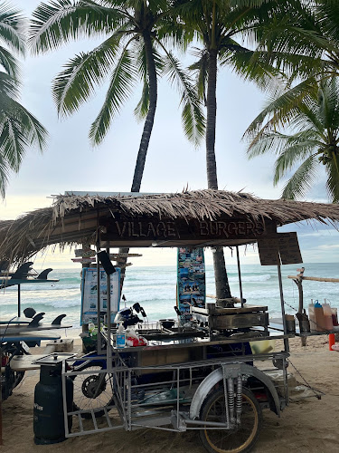 Village Burgers Kamala