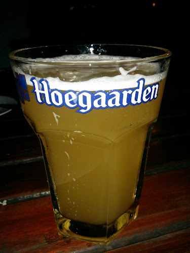 Lullaby - การบริการอาหารและที่พัก