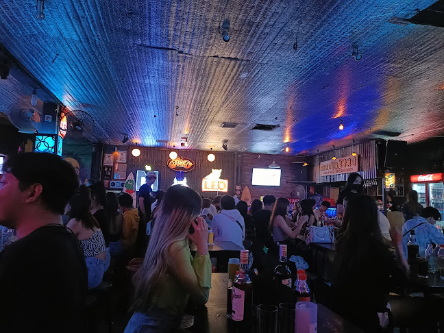 อ่าวอุดมสโมสร - อำเภอศรีราชา