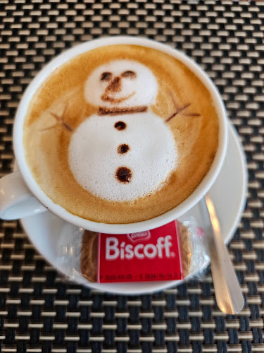 Robin Hood Tavern - อำเภอบางละมุง