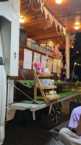 โรงปูน ไนท์มาร์เก็ต หาดใหญ่ Rongpoon Night Market Hatyai - การบริการอาหารและที่พัก