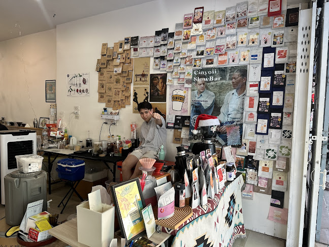 Cinyoii Slowbar More Than Coffee - อำเภอเมืองนครสวรรค์