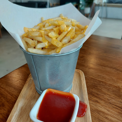 19/14 หมู่8 ตำบลทุ่งสุขลา อำเภอศรีราชา ชลบุรี 20230