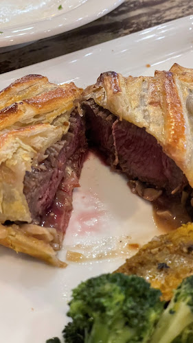 US STEAK BURGER&BBQ - การบริการอาหารและที่พัก