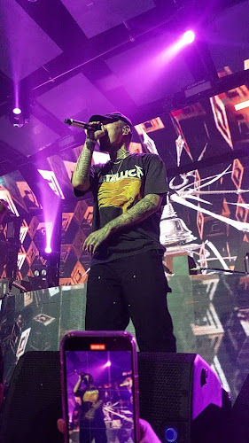 TAG PUB - การบริการอาหารและที่พัก