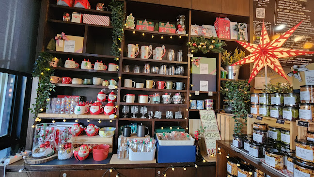 333/4 หมู่7 ถ.สุขุมวิท ต.ทุ่งสุขลา ศรีราชา ชลบุรี 20230