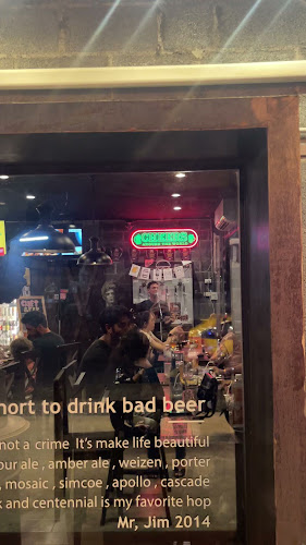Opinii despre JIM's Burgers & Beers - Pakkred în อำเภอปากเกร็ด - การบริการอาหารและที่พัก