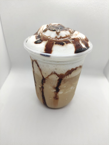 สาระแนกาแฟสด เลขที่009/1 ถ.สุขุมวิท ต.ท่าประดู่ อ.เมือง จ.ระยอง 21000 - การบริการอาหารและที่พัก