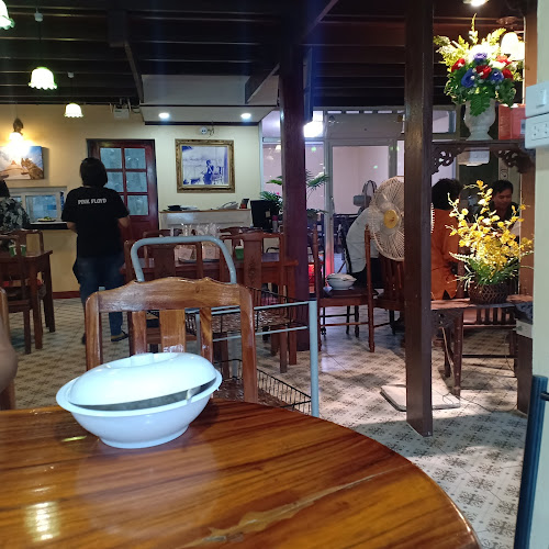 ร้านอาหารเยื่อไม้ - อำเภอเมืองนครปฐม