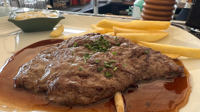 Opinii despre Akvavit Grill & Bar în อำเภอบางละมุง - การบริการอาหารและที่พัก