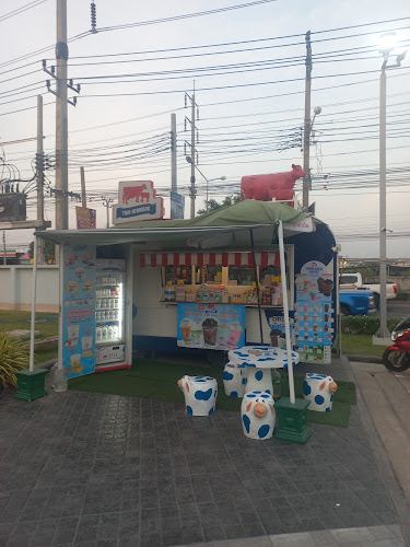 Comentarii opinii despre Thai-Denmark MILK LAND ปั้มบางจาก ไทรน้อย กม.15