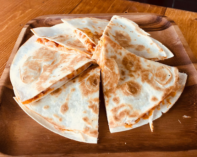 Dar's Burger - การบริการอาหารและที่พัก