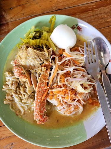 Comentarii opinii despre ร้านหนมจีนบ้านฉลอง