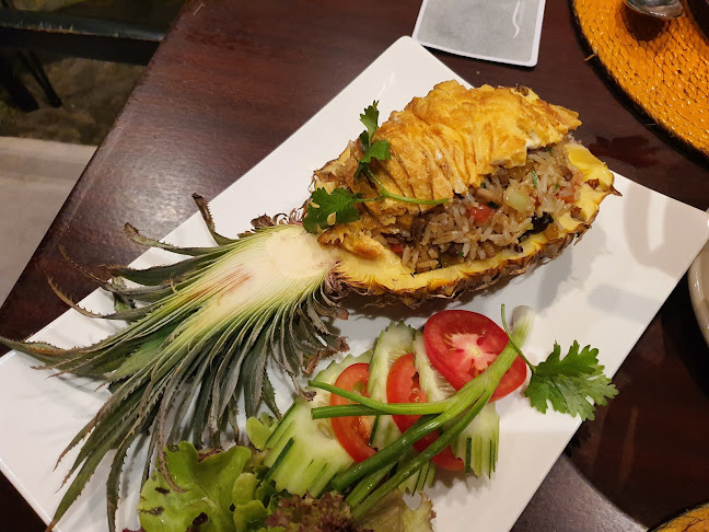 Oriental Spoon - การบริการอาหารและที่พัก