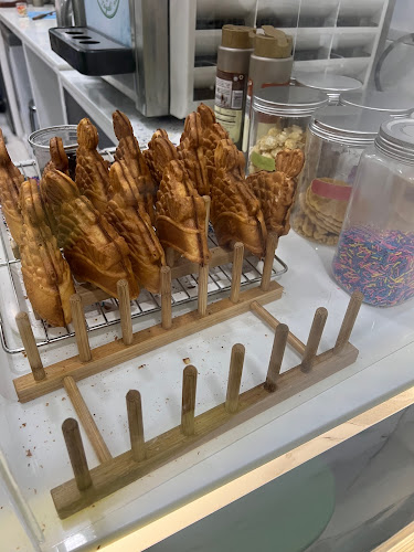 40 ถ. เยาวราช ตำบลตลาดใหญ่ อำเภอเมืองภูเก็ต ภูเก็ต 83000