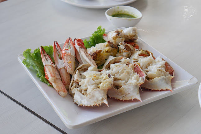 Comentarii opinii despre แหลมเจริญ ซีฟู้ด ระยอง