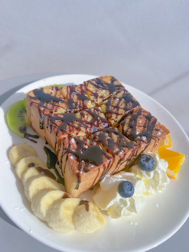 Hub Zone Coffee อ้อมน้อย - การบริการอาหารและที่พัก