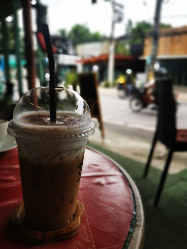 Opinii despre Uthai Coffee House în อำเภอถลาง - การบริการอาหารและที่พัก
