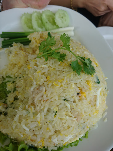 Comentarii opinii despre ครัวสวนสน โคราช​ &​ คาราโอเกะ​ ใหม่